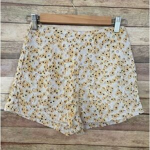 Urban Outfitters Women’s Embroidery Daisy Shorts Size: Small